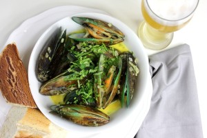 hoegaarden-curry-mussels