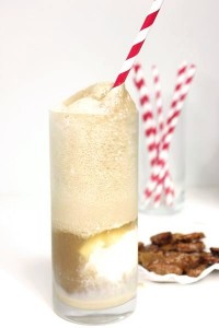 maple-pecan-baileys-root-beer-float